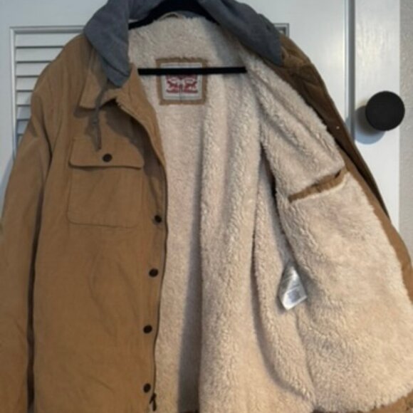 Levi's Tan Corduroy Hooded Jacket with faux fur lining Men's Size XL - Picture 2 of 3